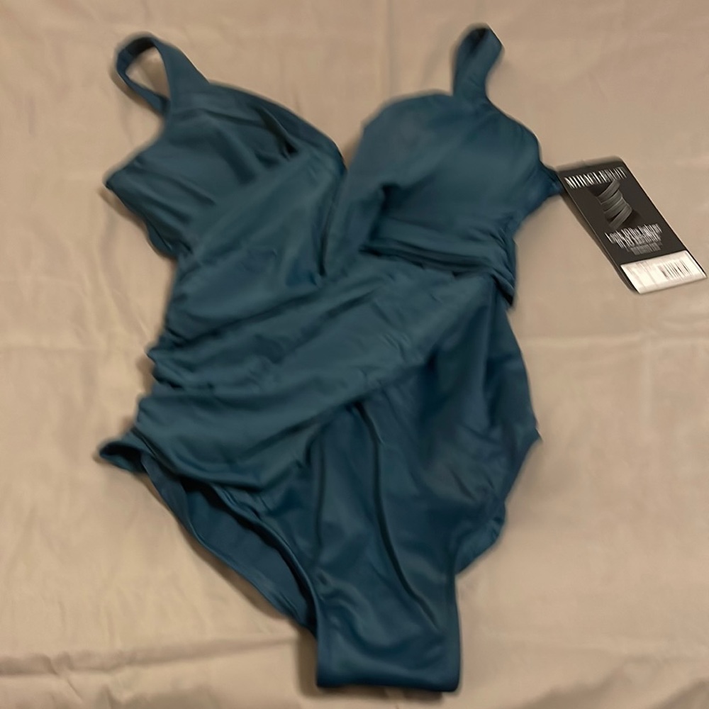 Miraclesuit. New with tags.